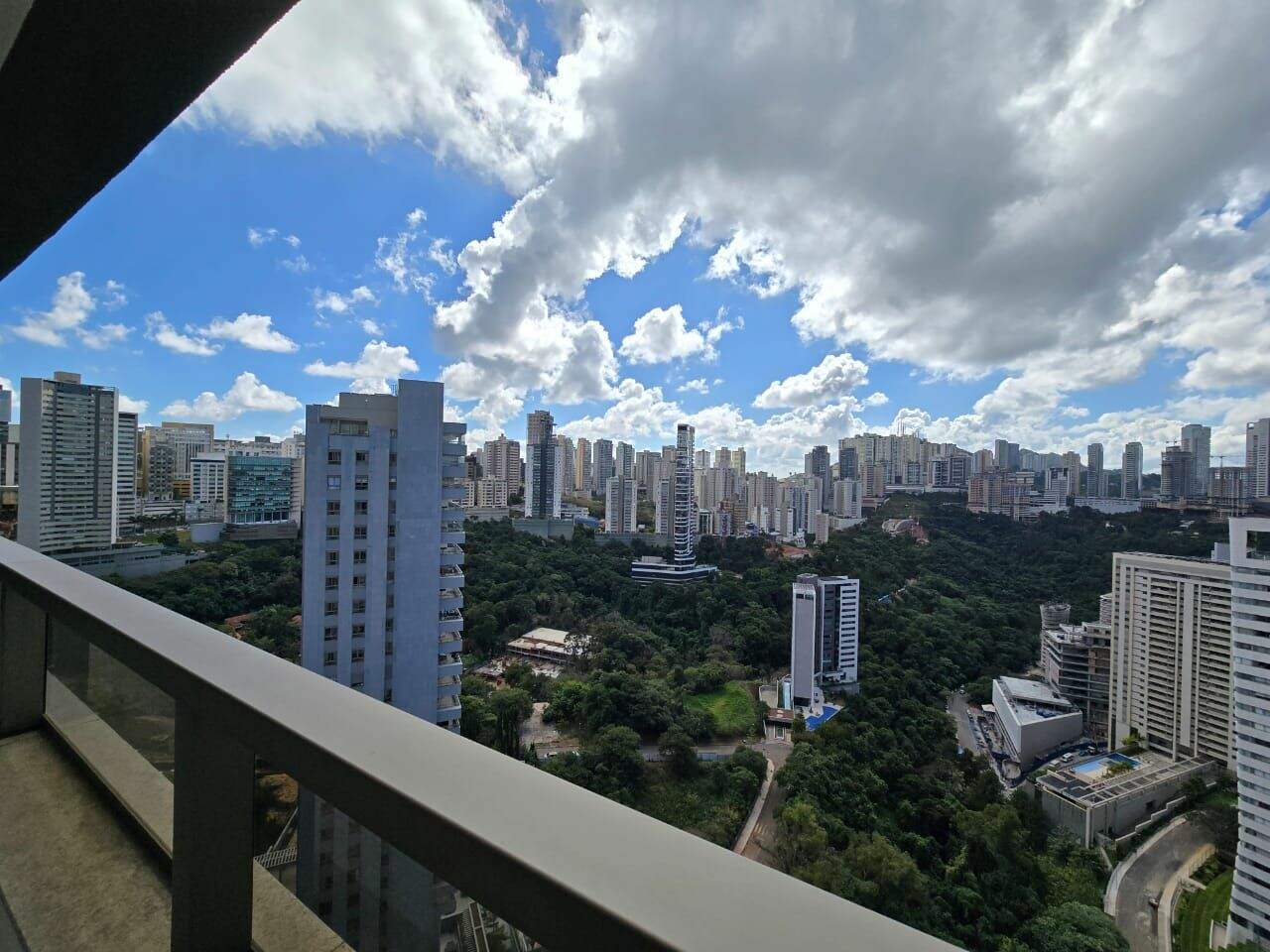 Apartamento à venda no Vale do Sereno: 