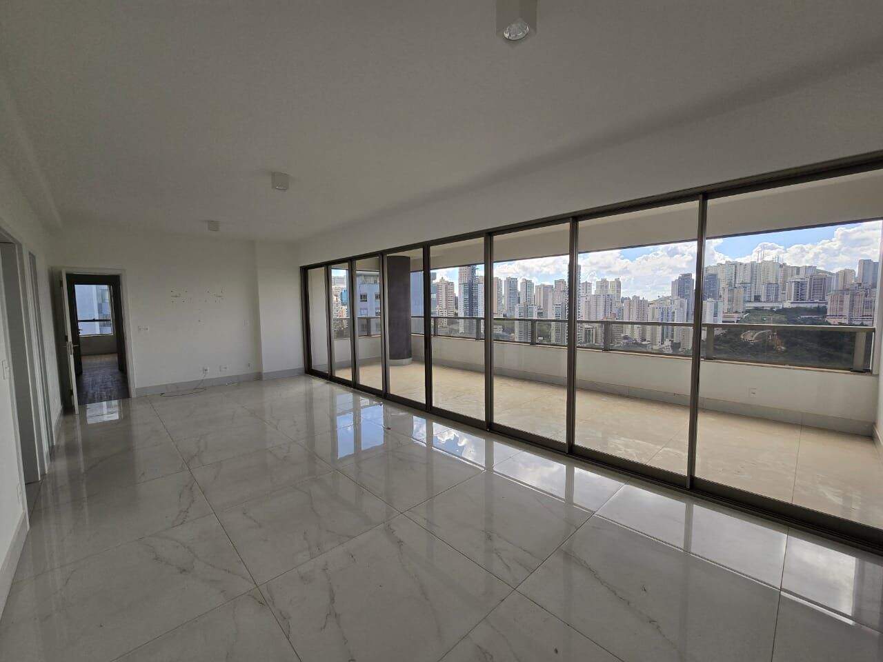 Apartamento à venda no Vale do Sereno: 