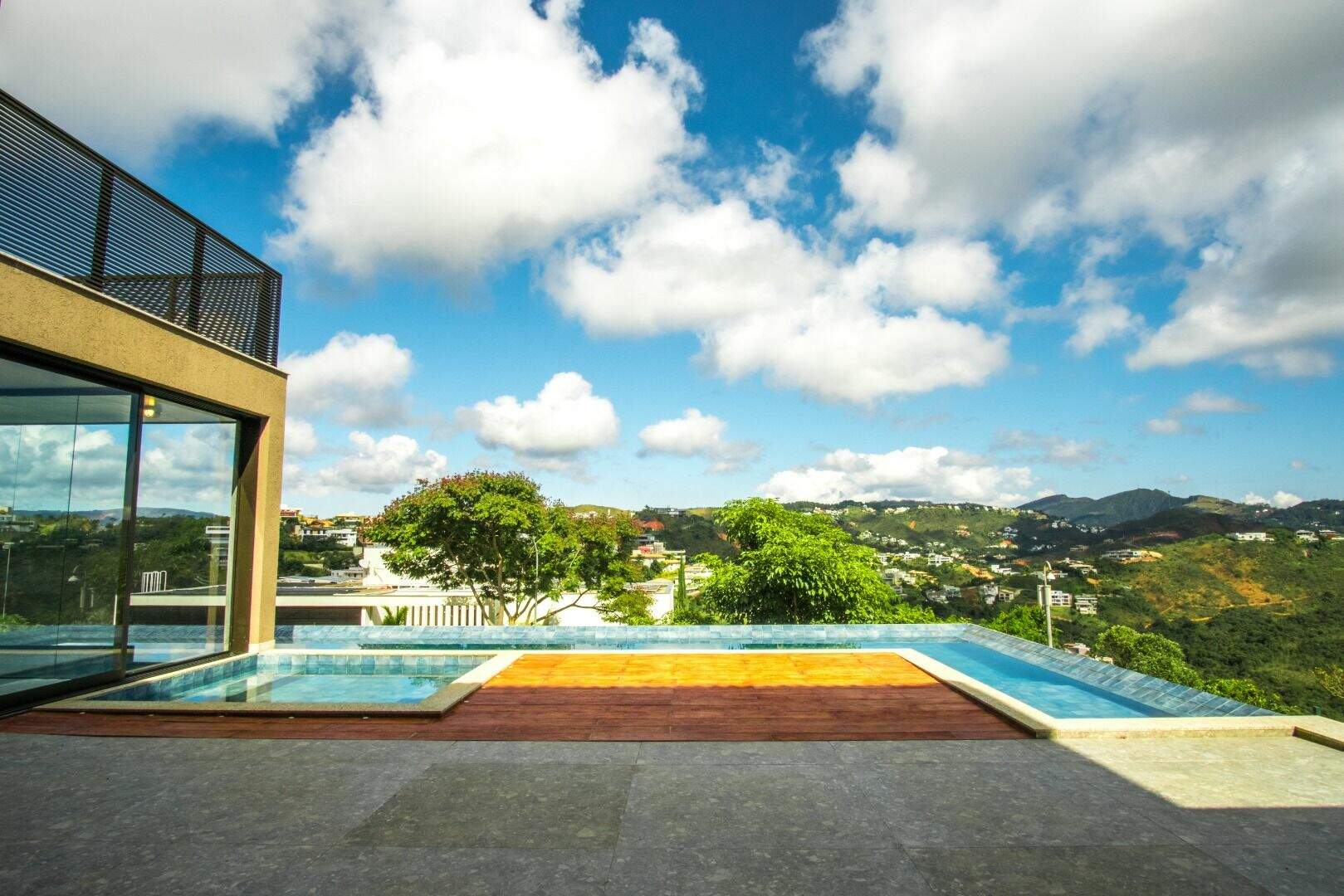 Casa à venda no Vale dos Cristais: 