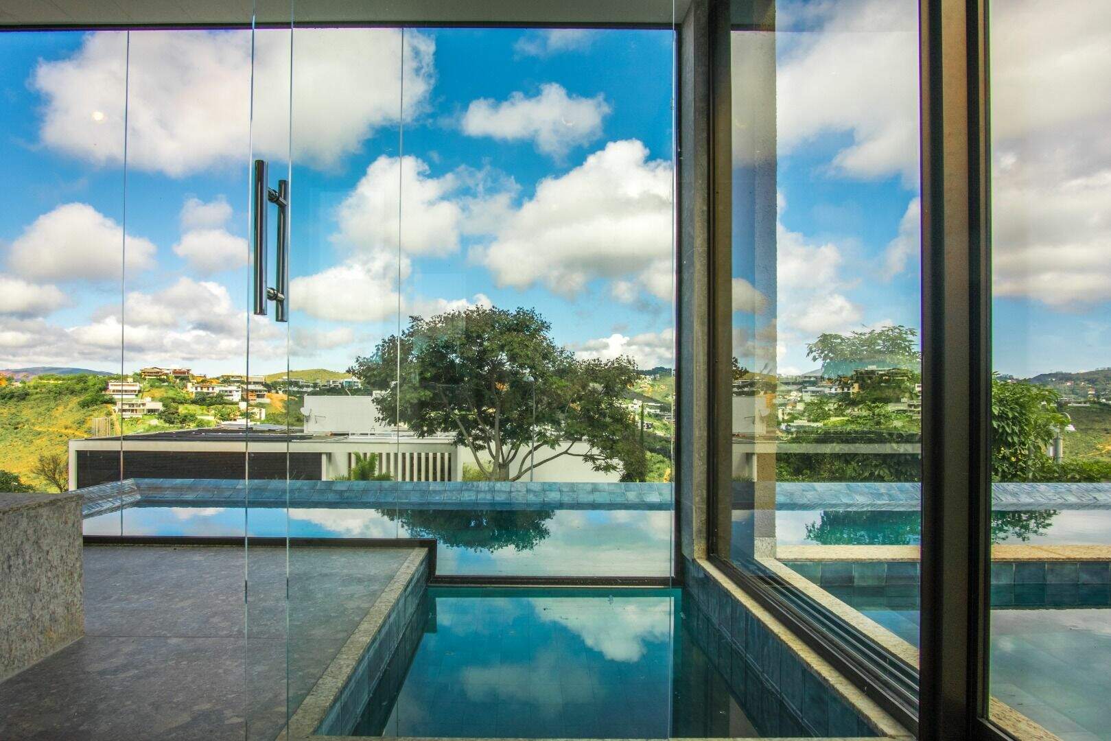 Casa à venda no Vale dos Cristais: 