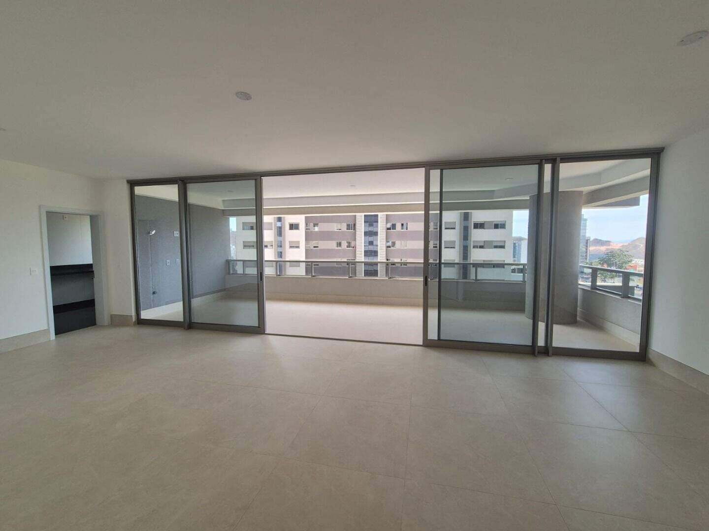 Apartamento à venda no Vale do Sereno: 