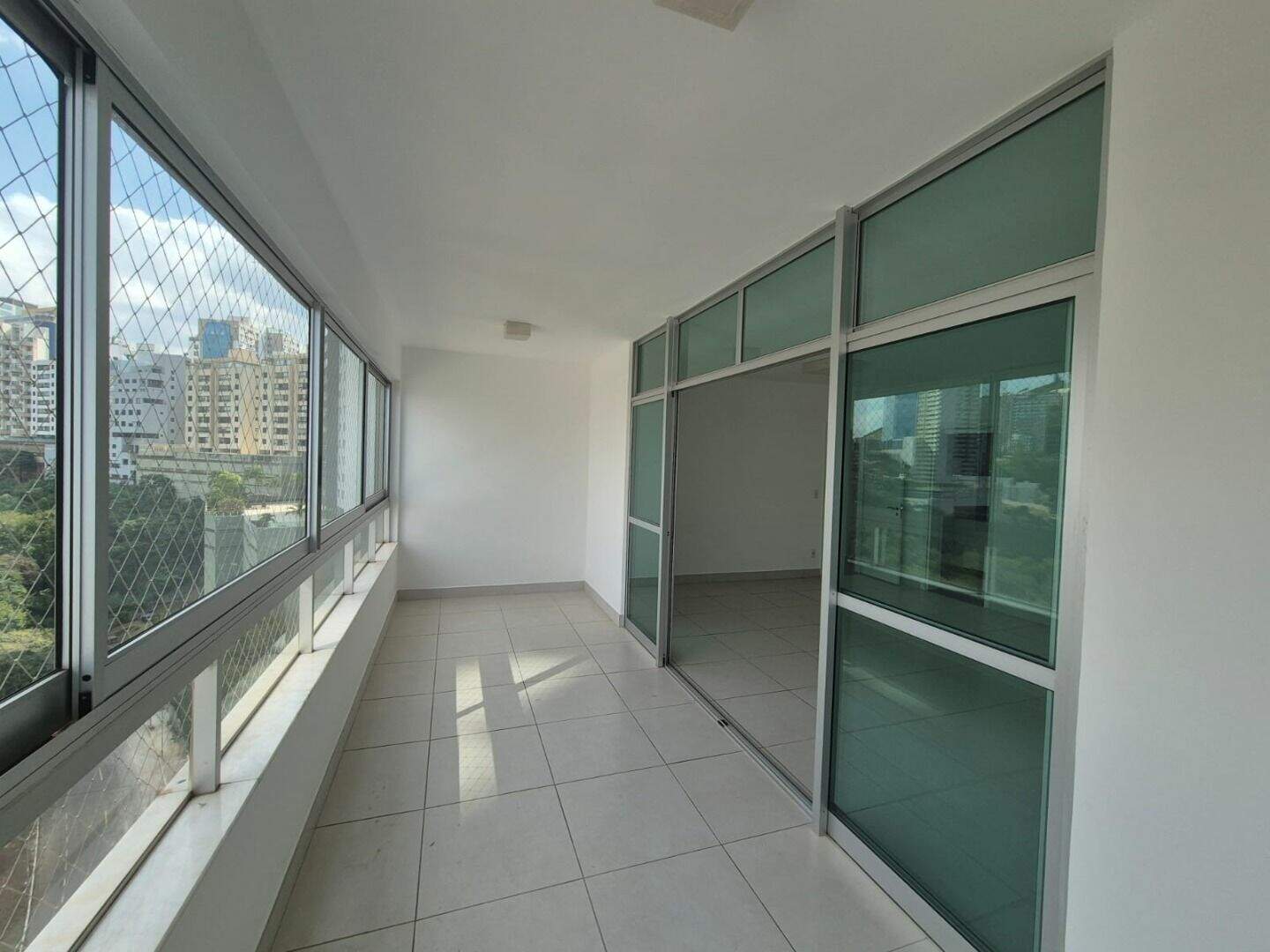 Apartamento à venda no Vila da Serra: 