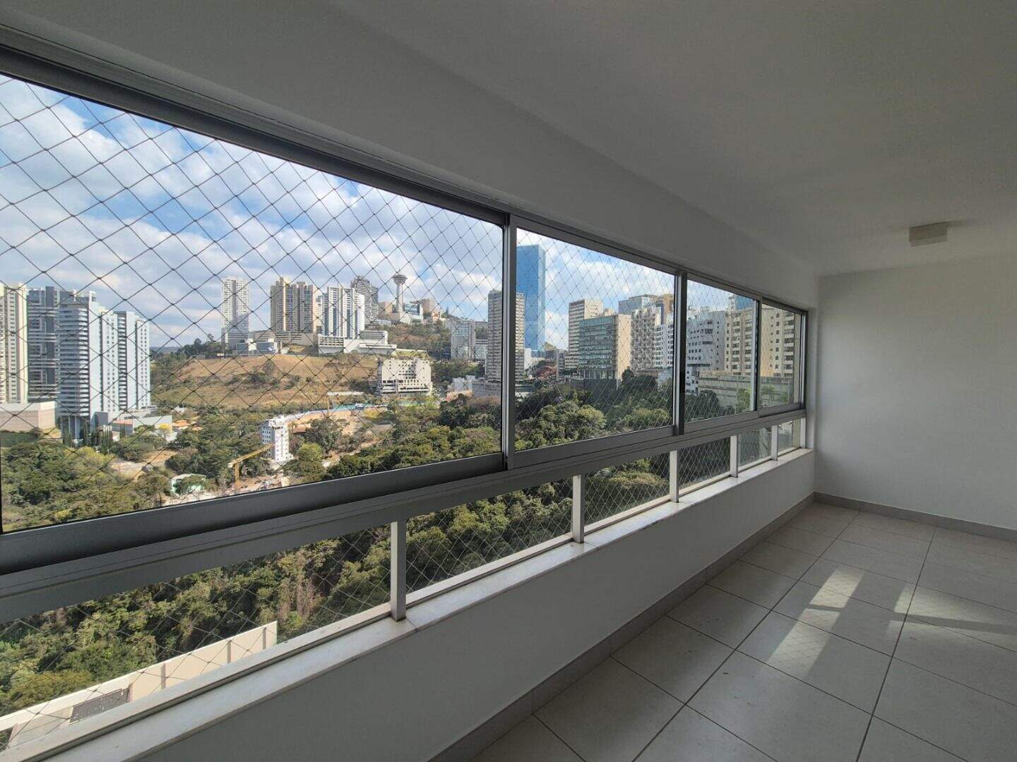 Apartamento à venda no Vila da Serra: 