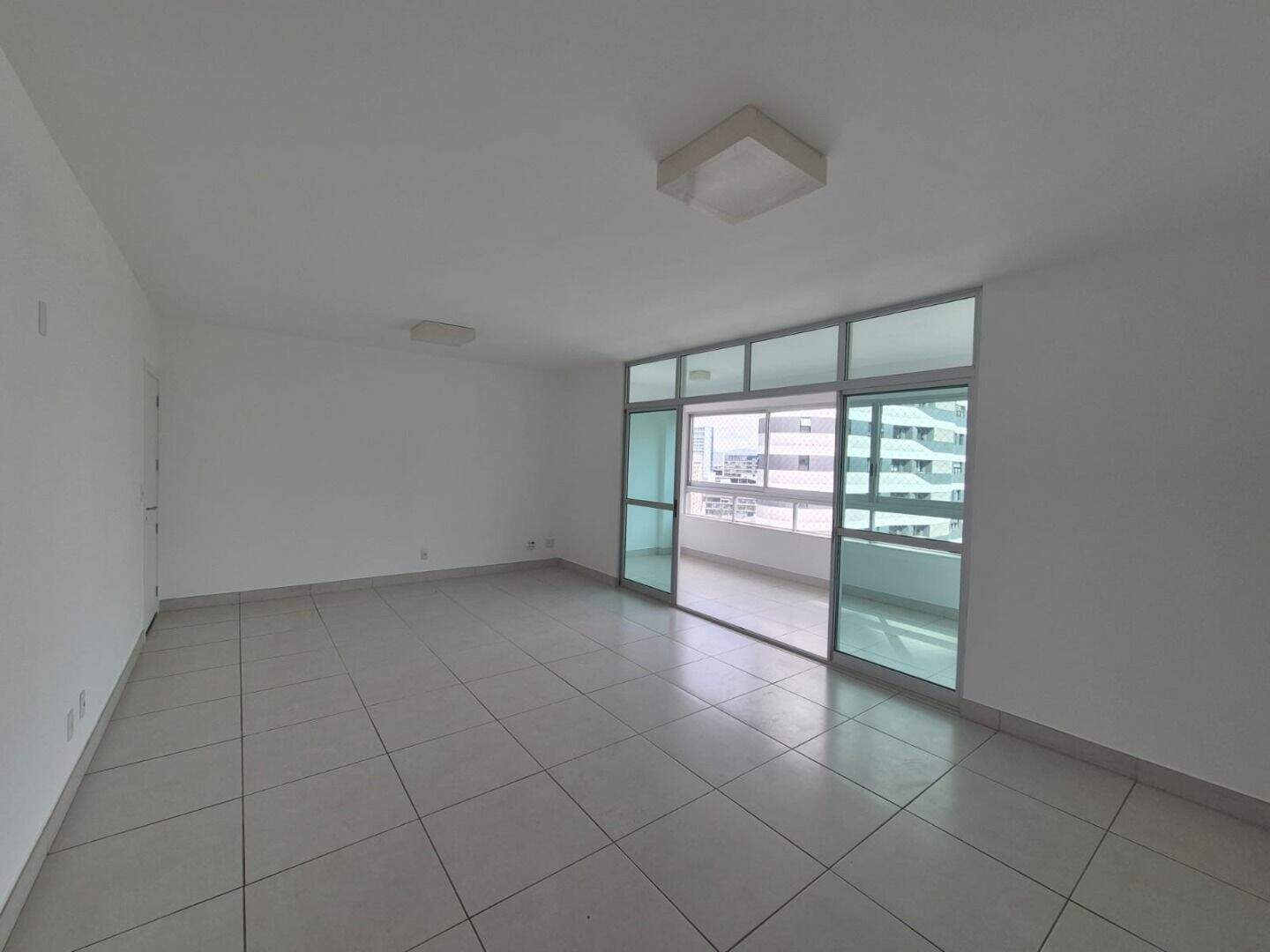 Apartamento à venda no Vila da Serra: 