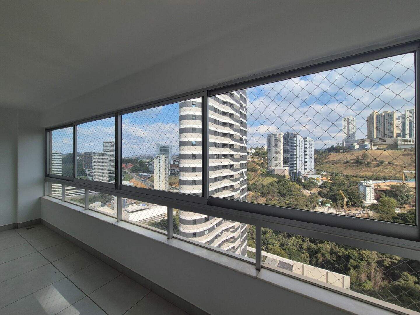 Apartamento à venda no Vila da Serra: 