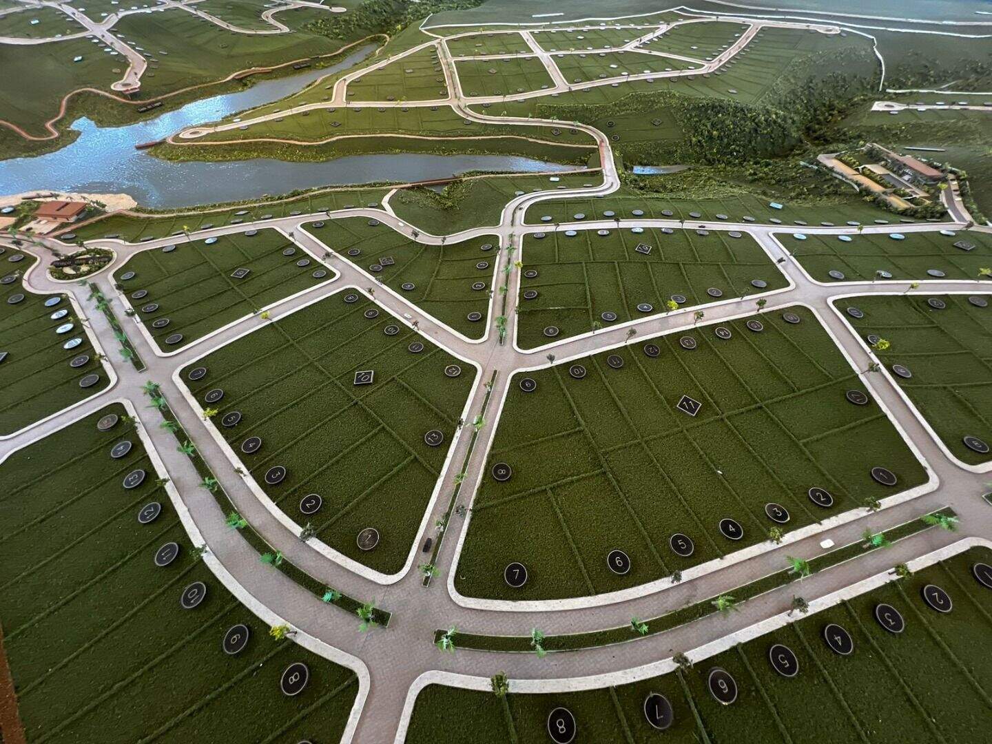 Terreno à venda no Alphaville - Lagoa dos Ingleses: 