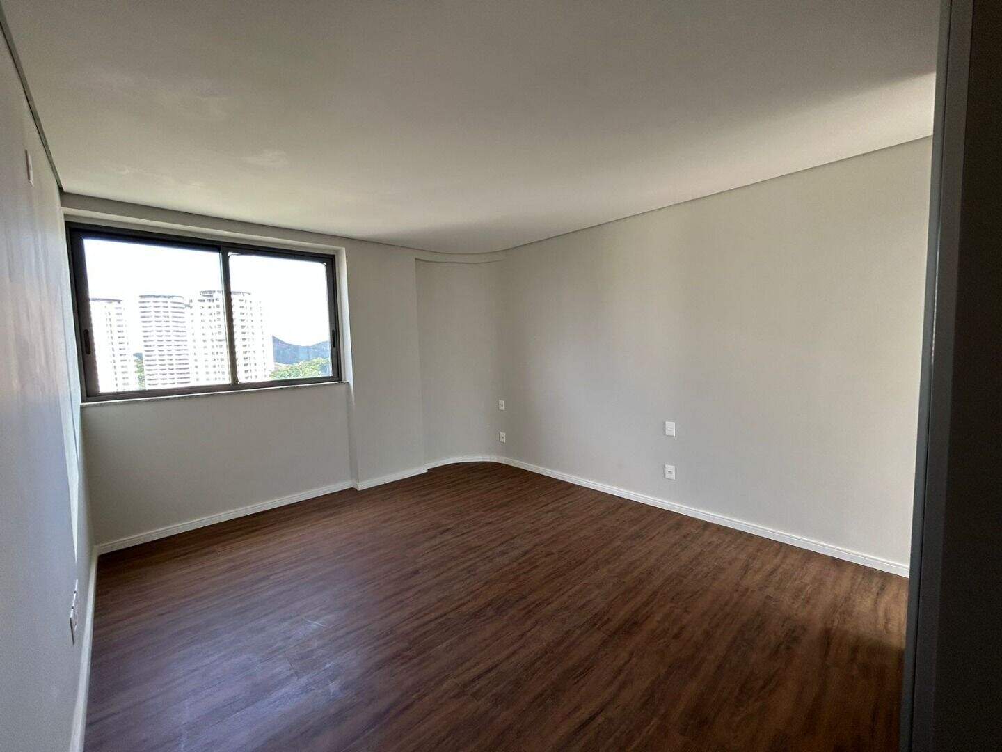 Apartamento à venda no Vale do Sereno: 