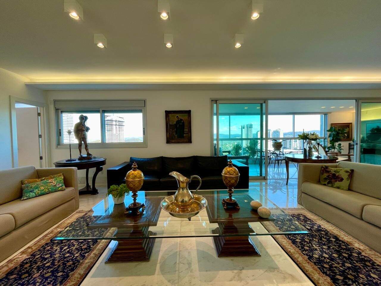 Apartamento à venda no Piemonte: 