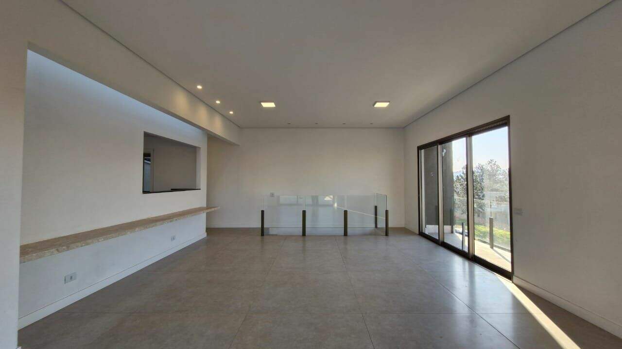 Casa à venda no Alphaville - Lagoa dos Ingleses: 