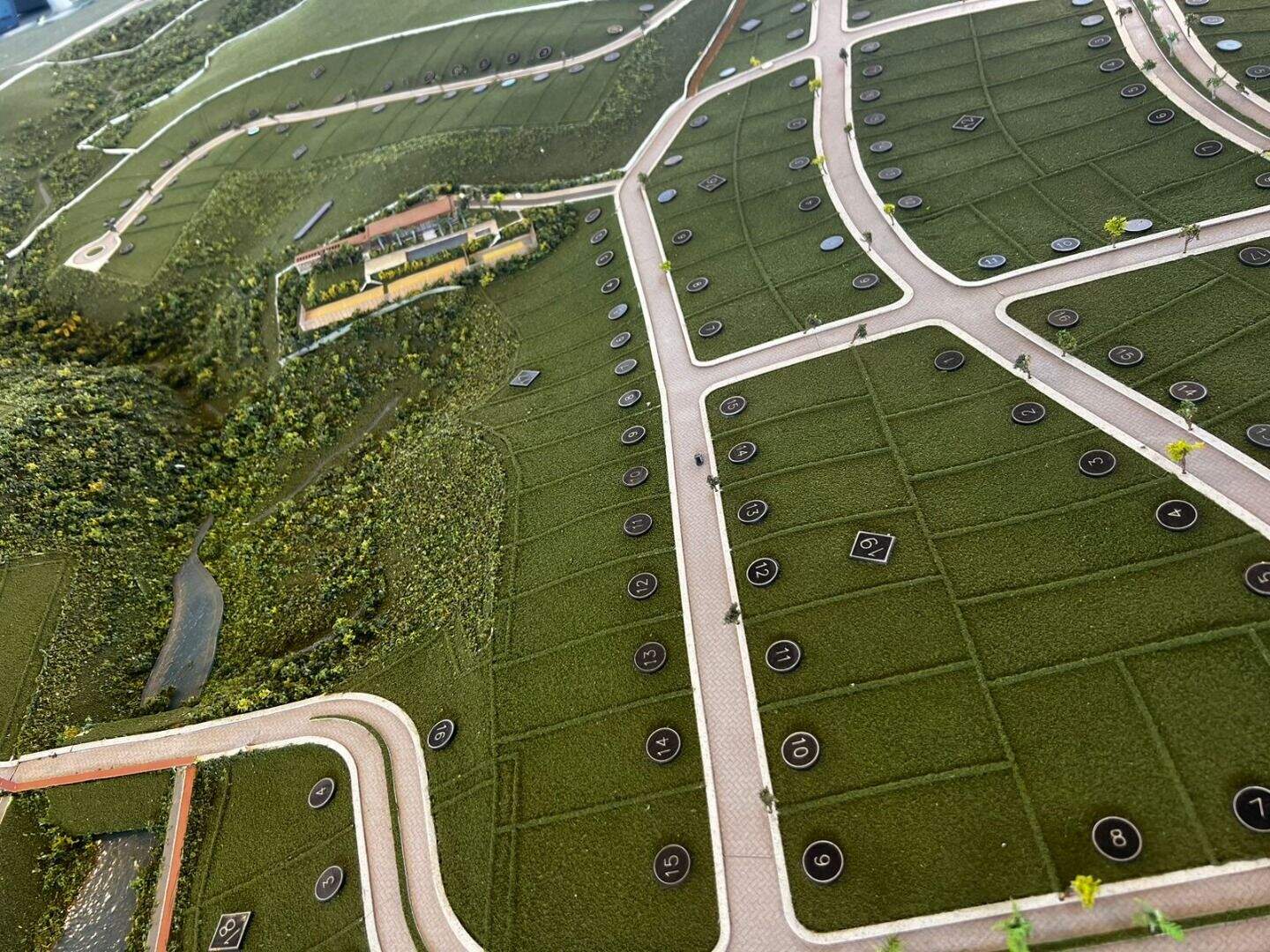 Terreno à venda no Alphaville - Lagoa dos Ingleses: 