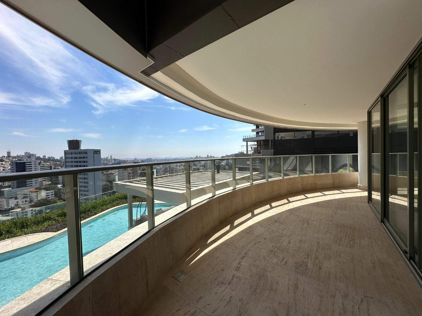 Apartamento à venda no Santa Lúcia: 