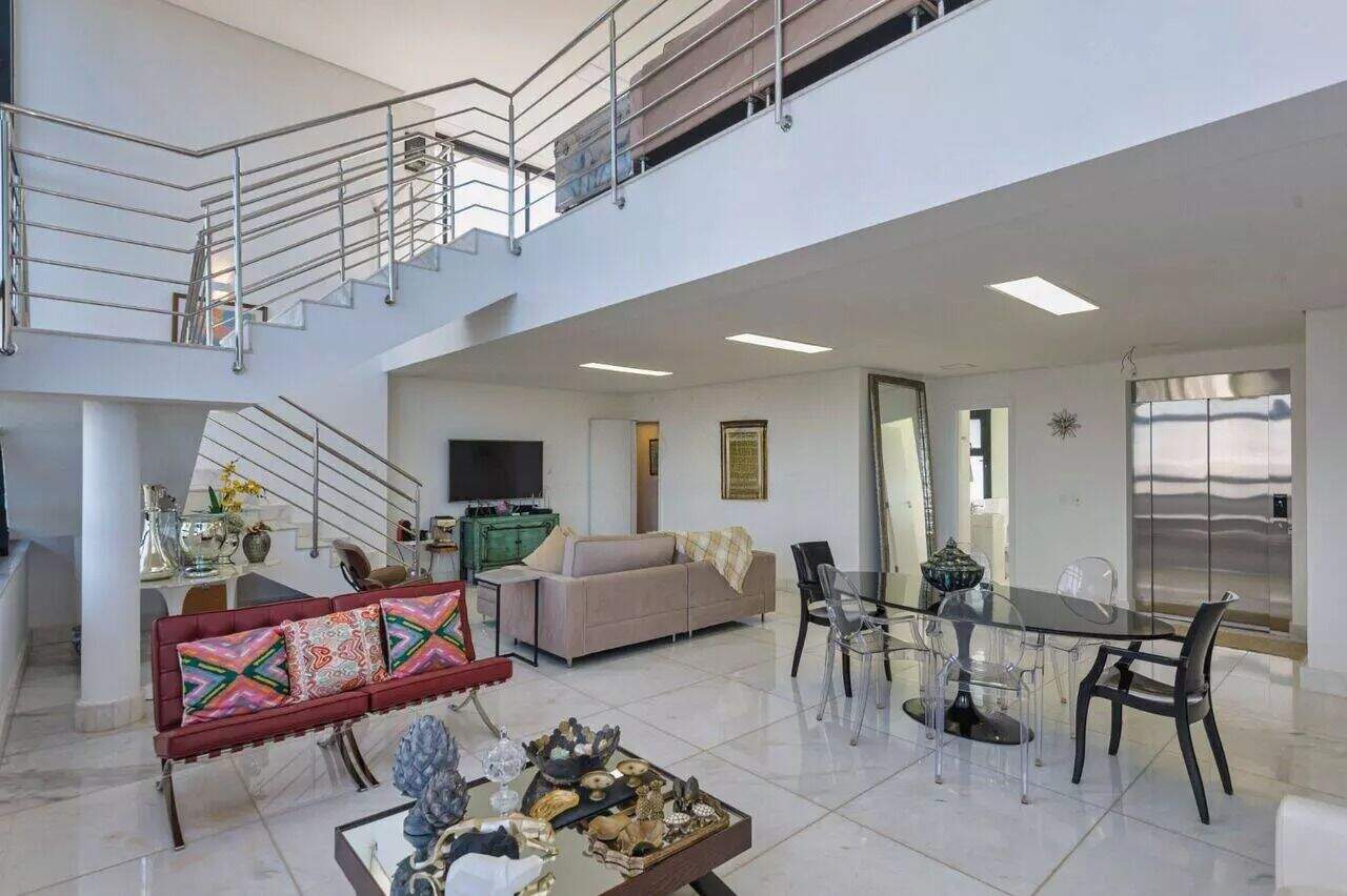 Cobertura à venda no Jardim das Mangabeiras: 