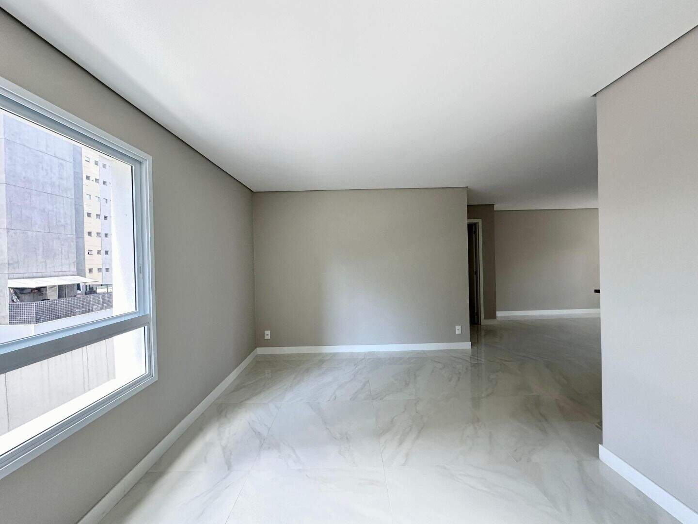 Apartamento à venda no Lourdes: 