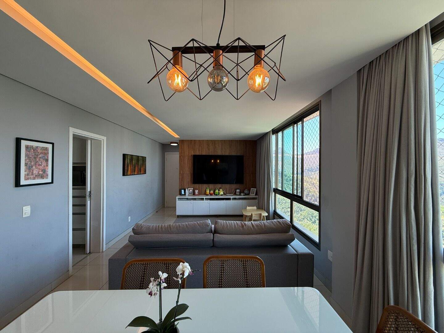 Apartamento à venda no Vale dos Cristais: 