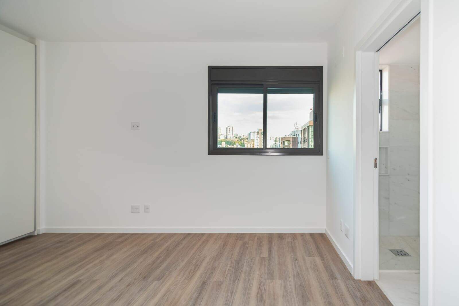 Apartamento à venda no Lourdes: 