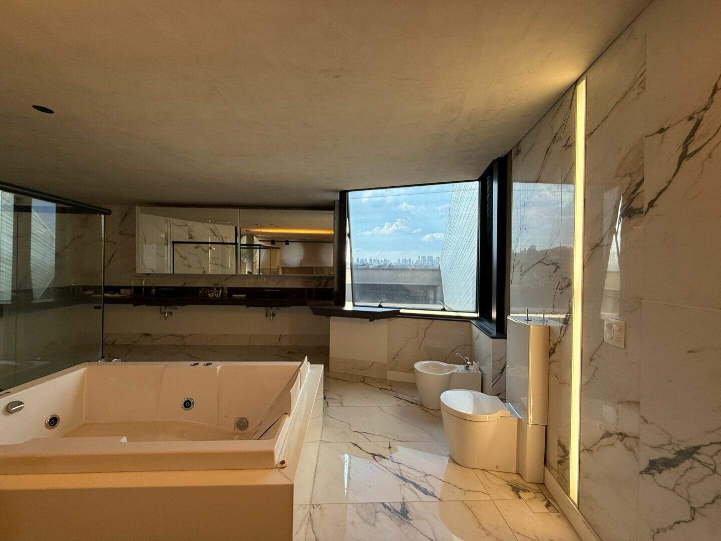 Casa à venda no Vale dos Cristais: 