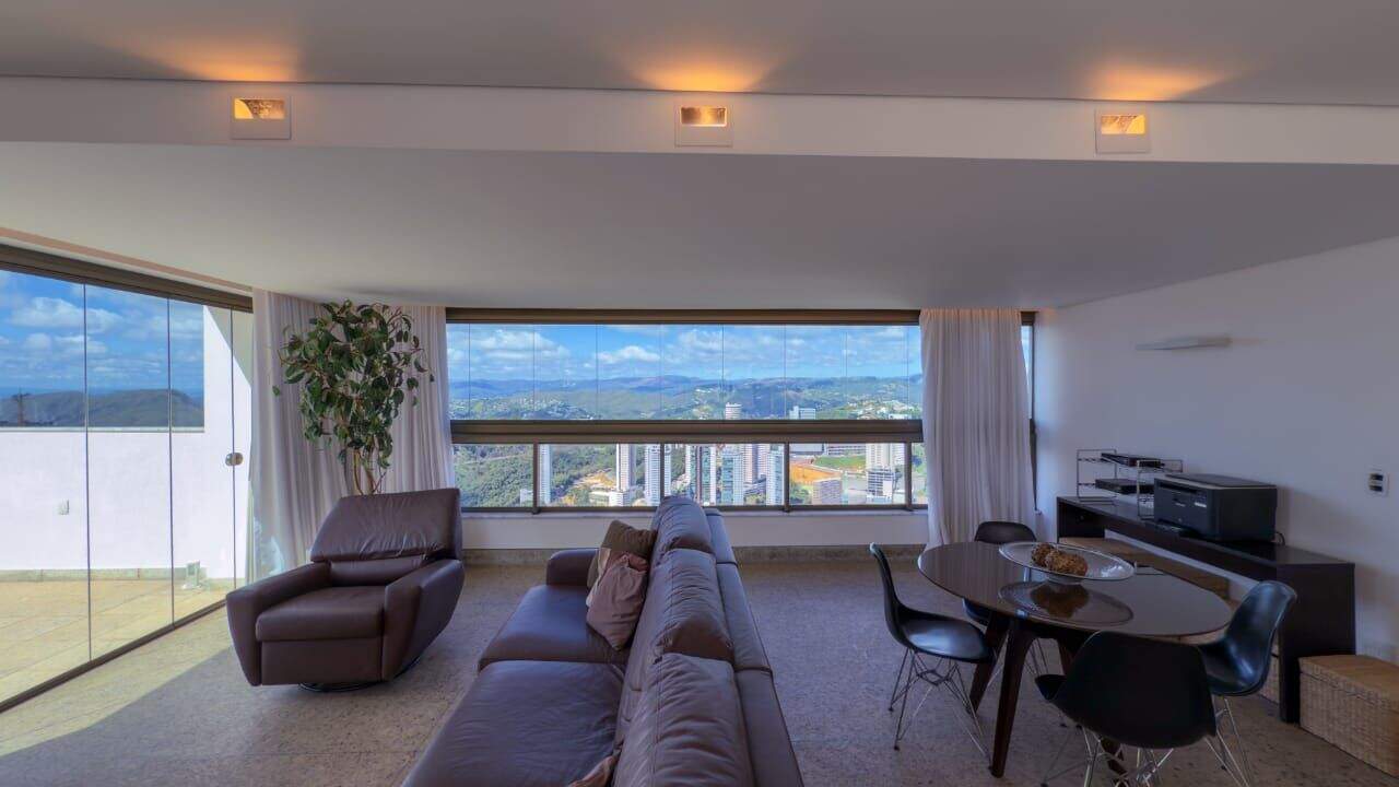 Cobertura à venda no Vila da Serra: 