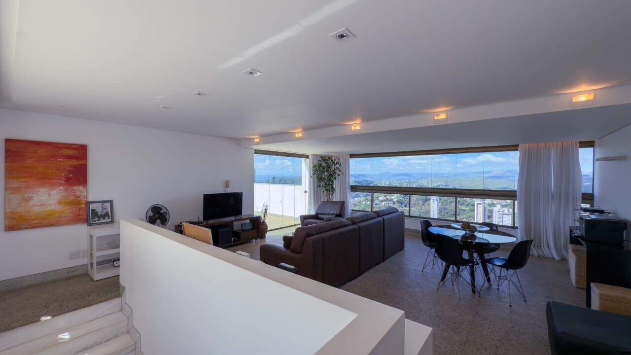 Cobertura à venda no Vila da Serra: 