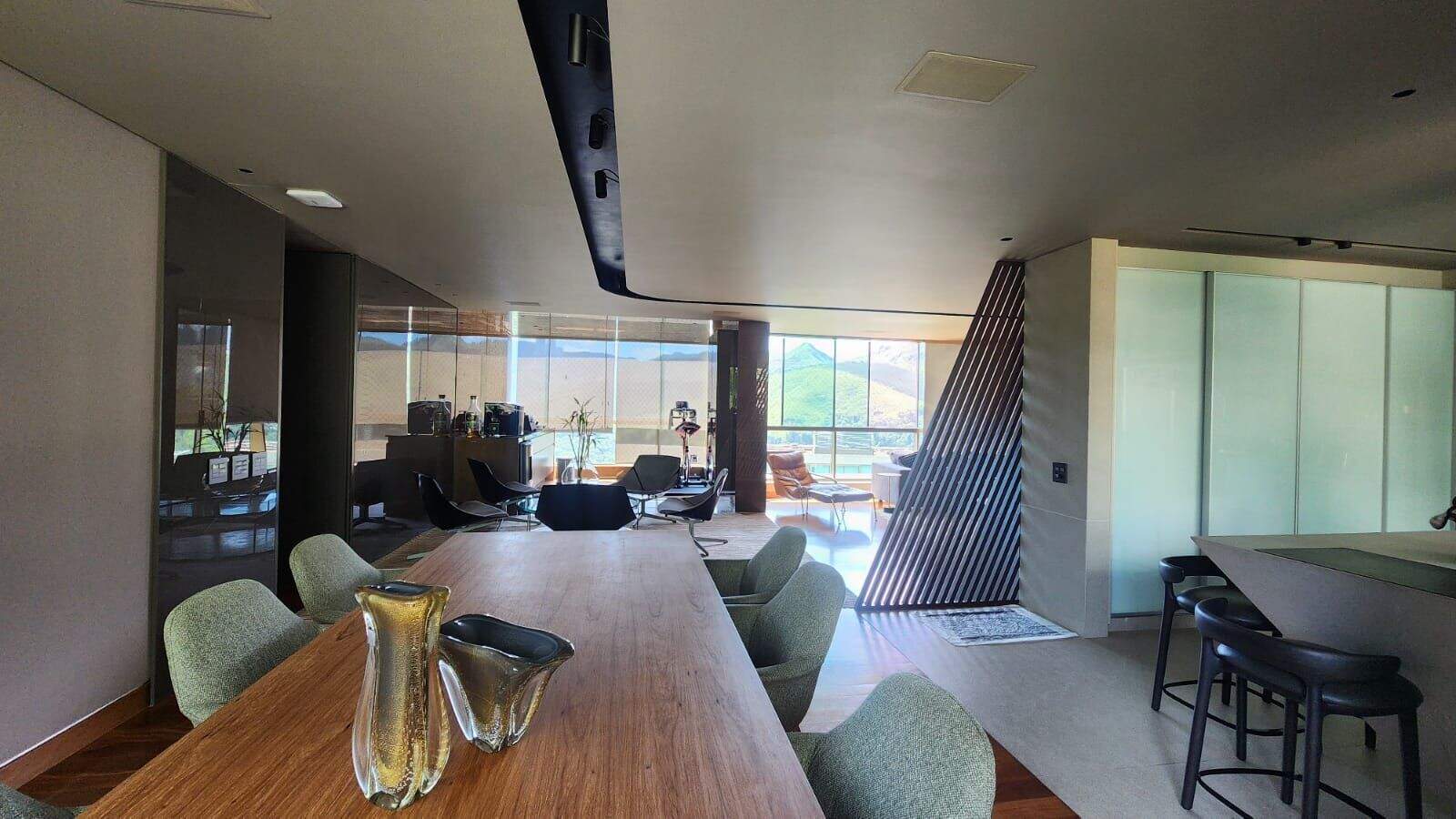 Apartamento à venda no Vale dos Cristais: 