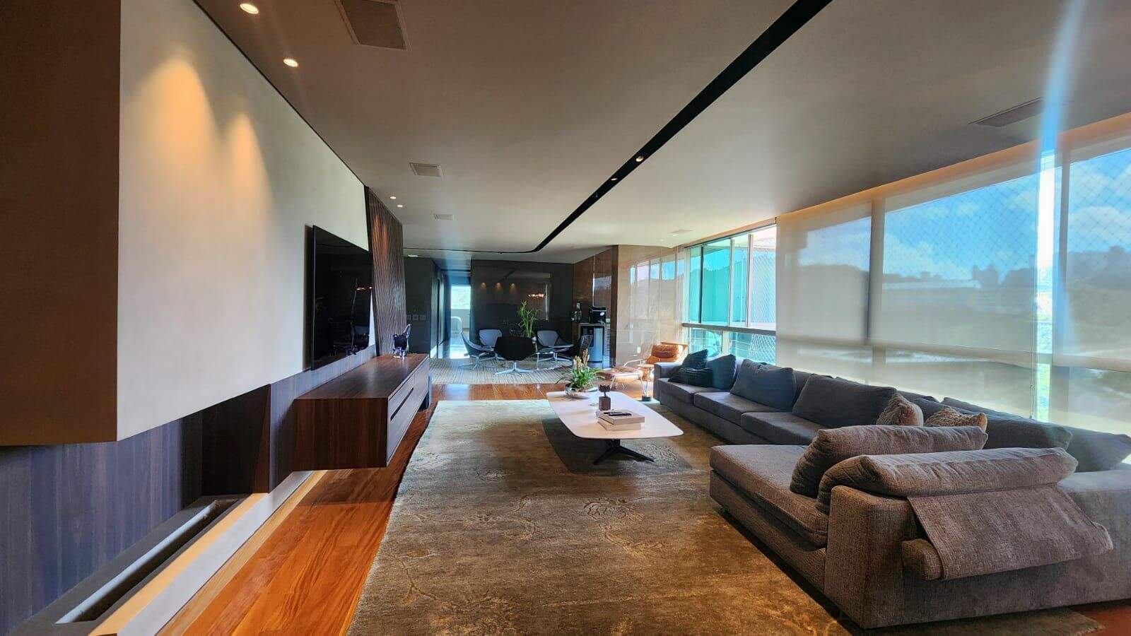 Apartamento à venda no Vale dos Cristais: 