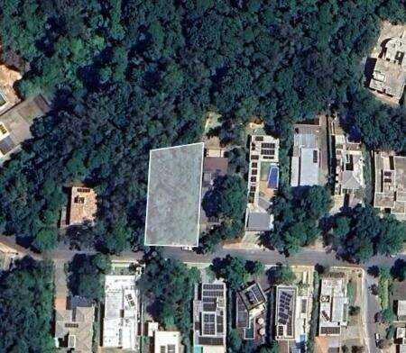 Terreno à venda no Jardim Serrano: 