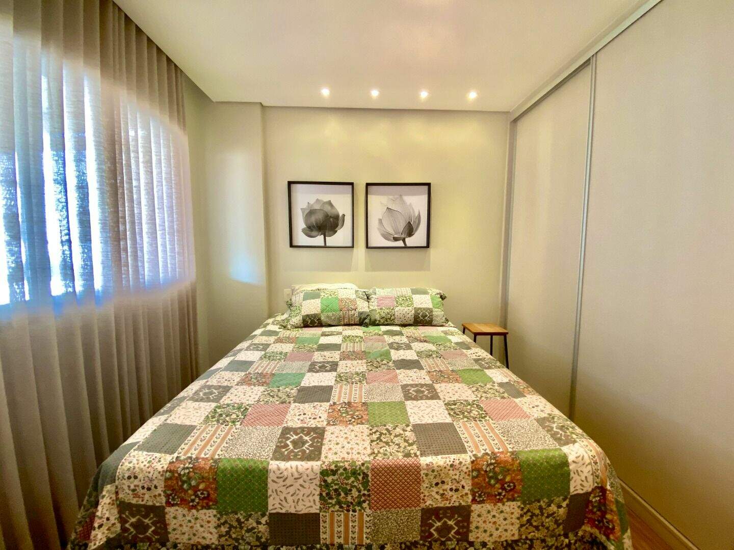 Apartamento à venda no Vale dos Cristais: 