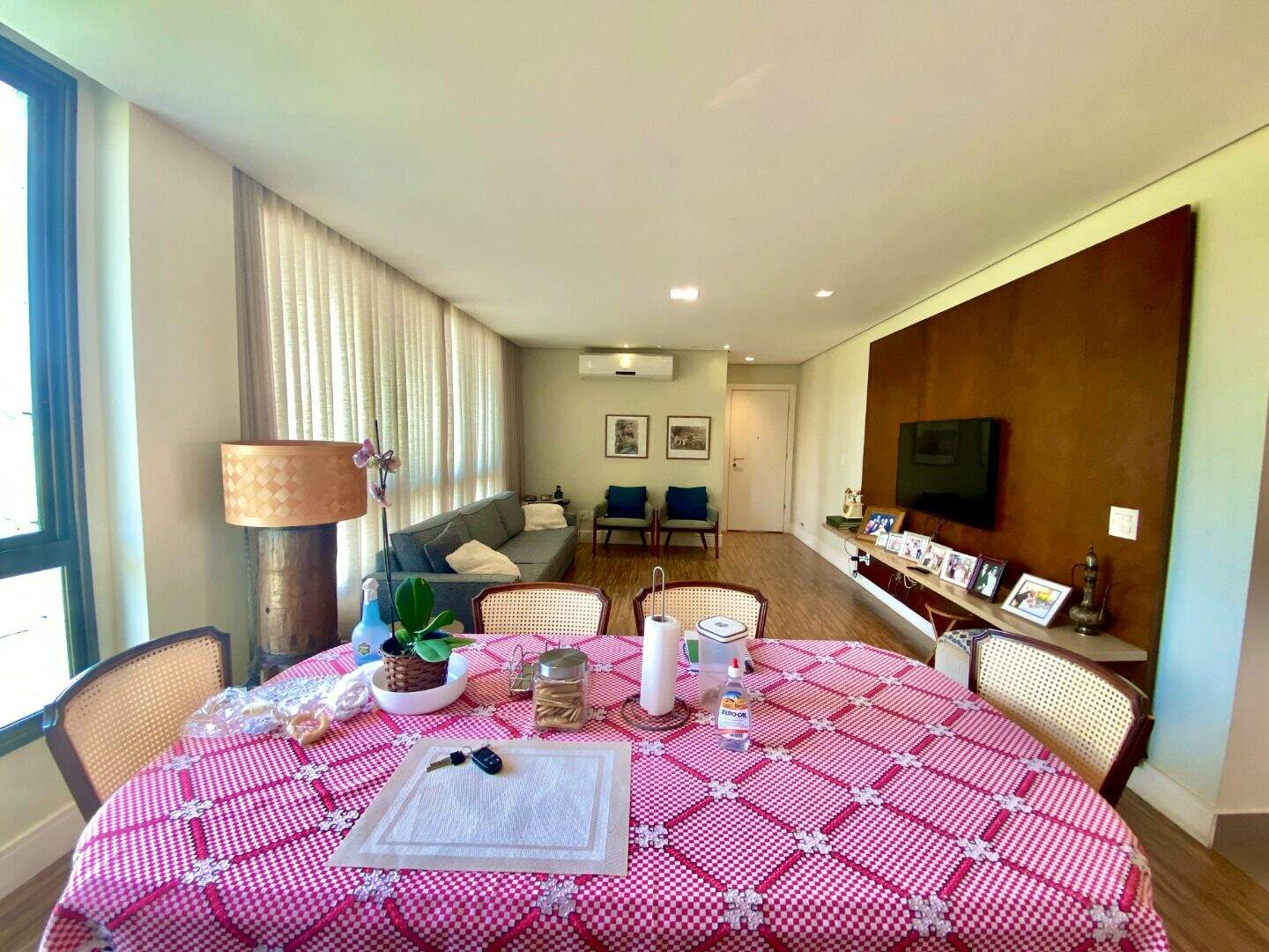 Apartamento à venda no Vale dos Cristais: 