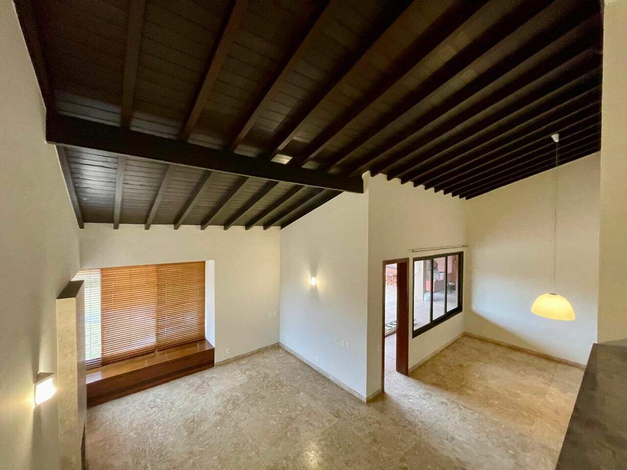 Casa à venda no Condomínio Village Terrasse: 