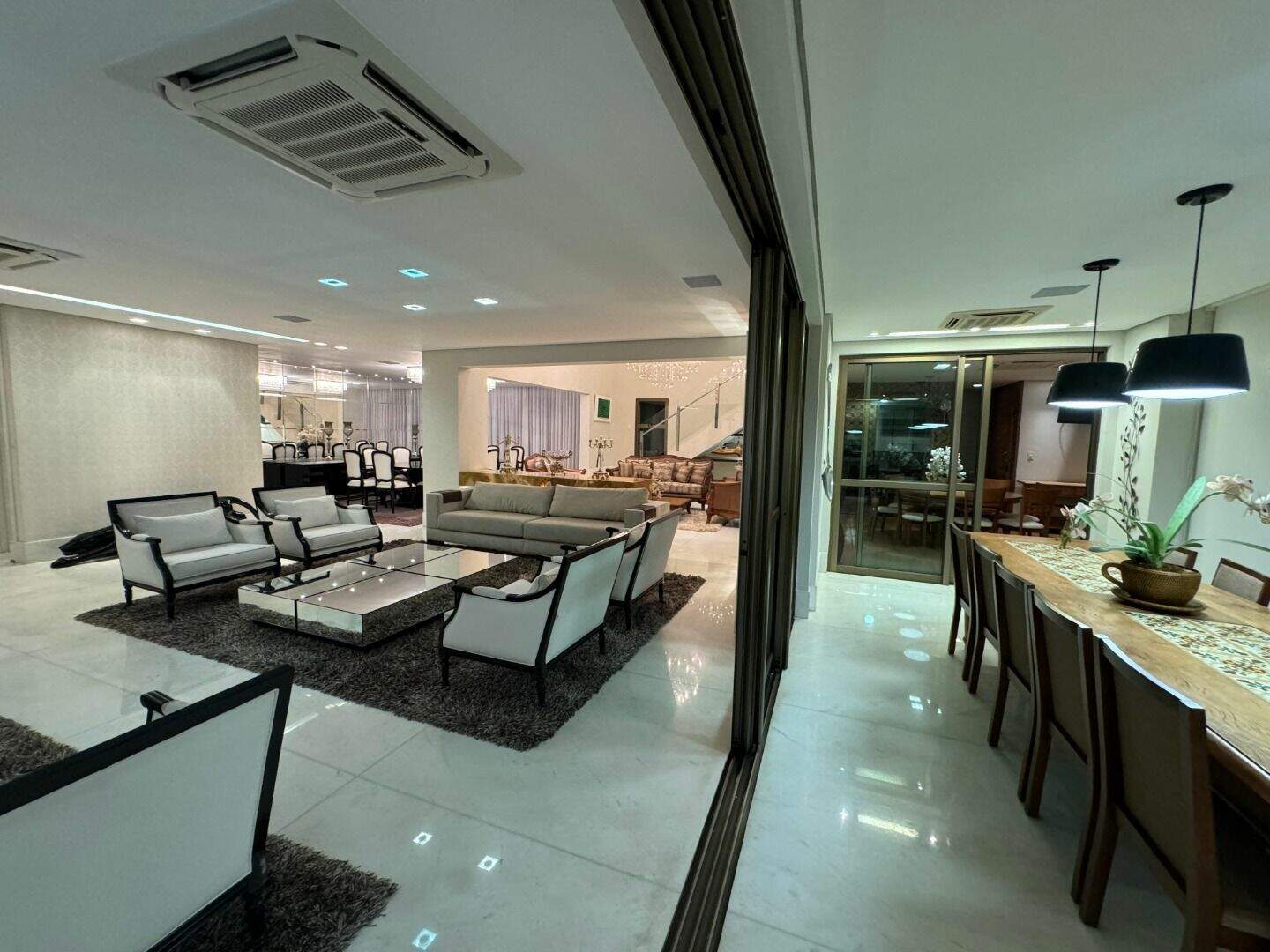 Apartamento à venda no Vila da Serra: 