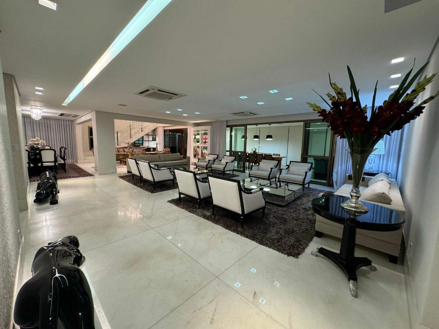 Apartamento à venda no Vila da Serra: 