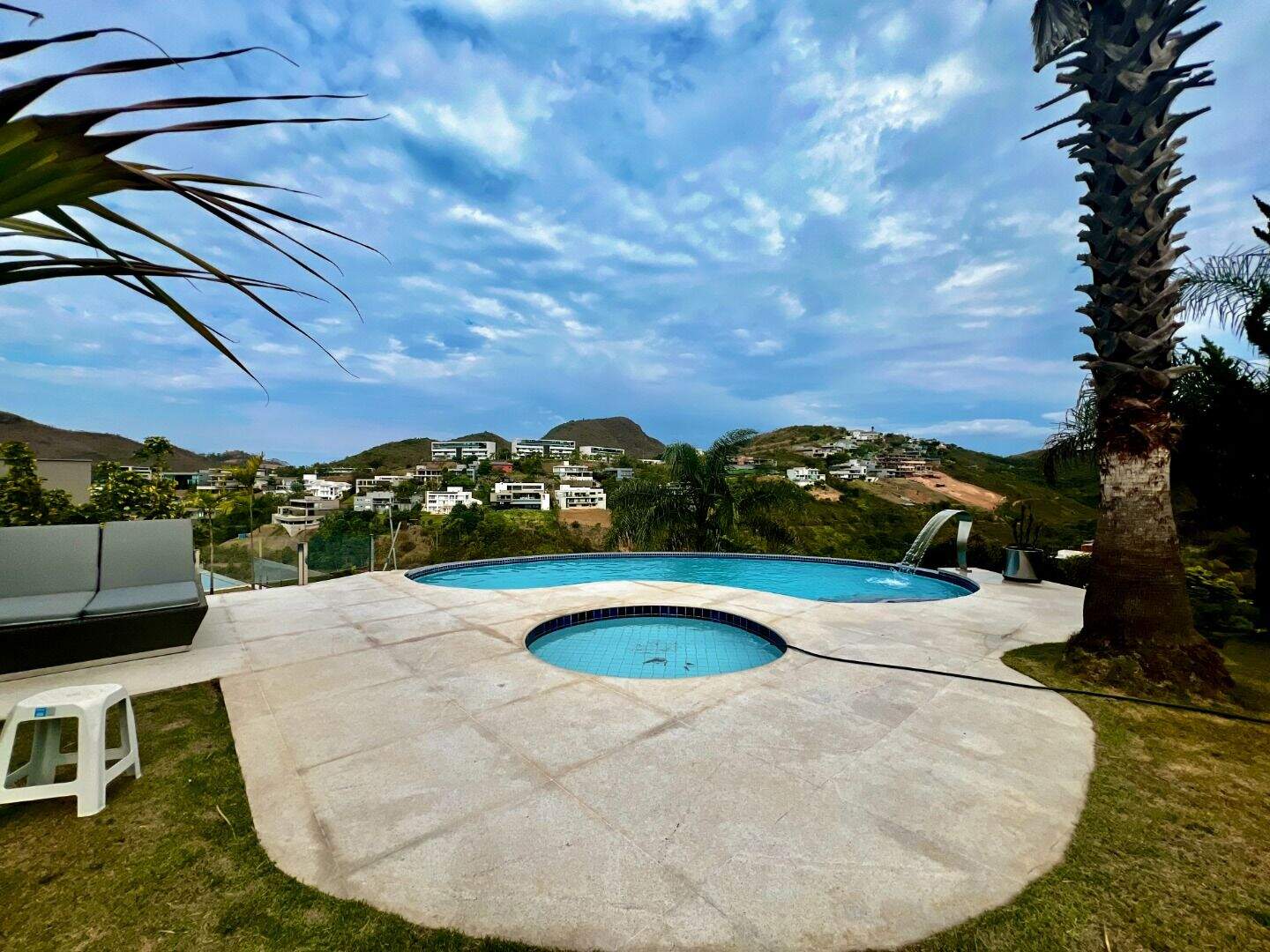 Casa à venda no Vale dos Cristais: 