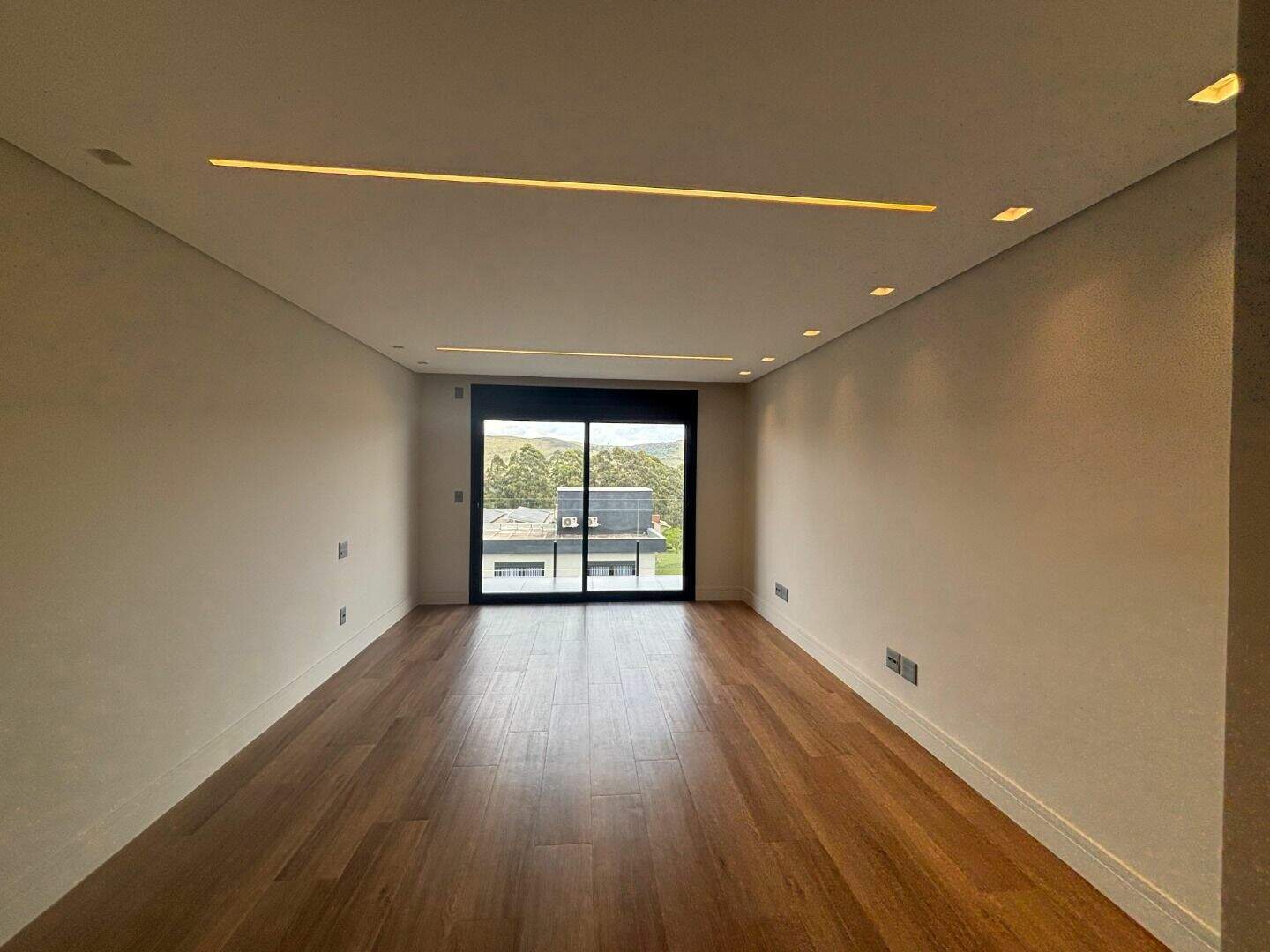 Casa à venda no Alphaville - Lagoa dos Ingleses: 