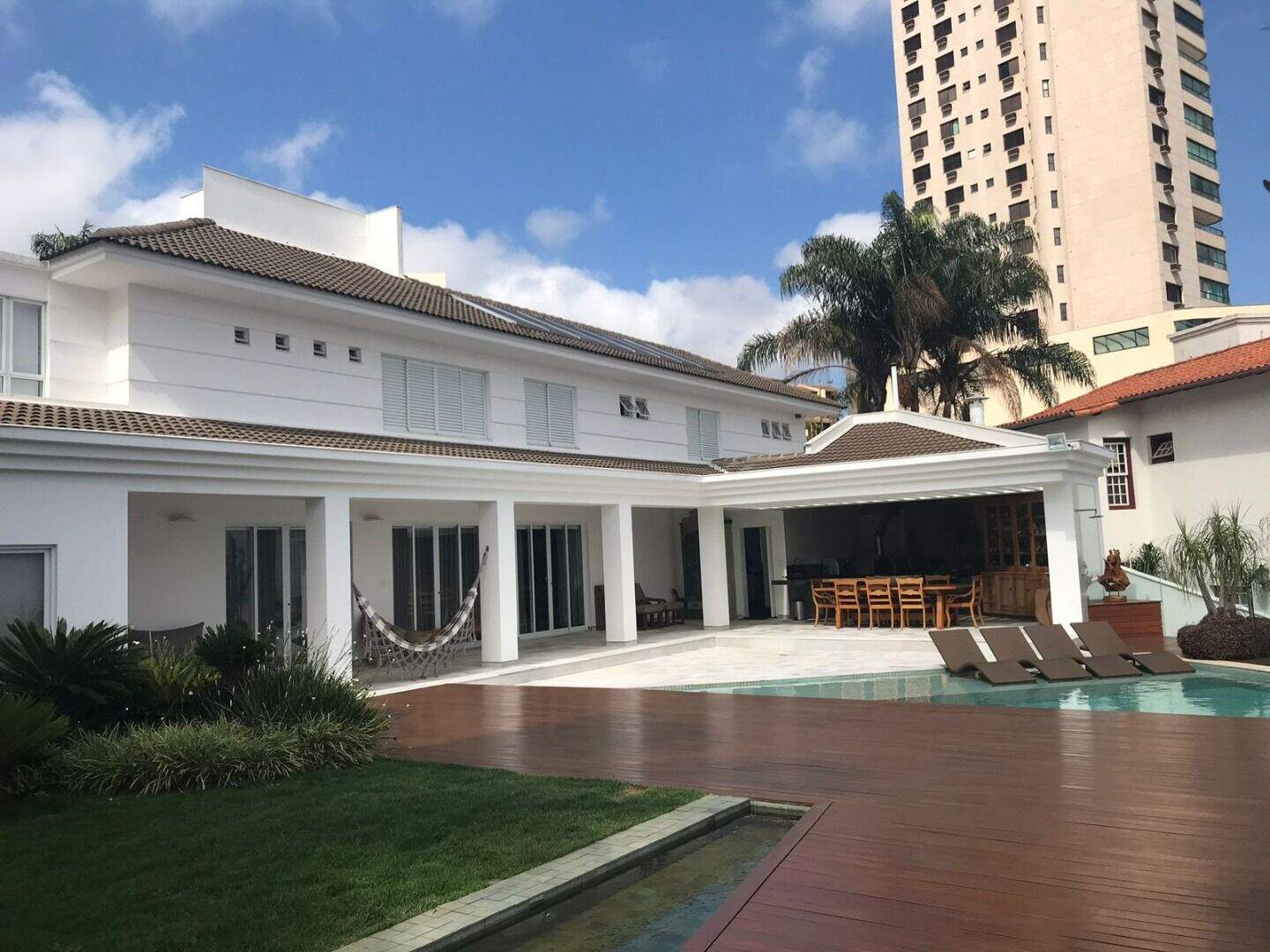 Casa à venda no Belvedere: 