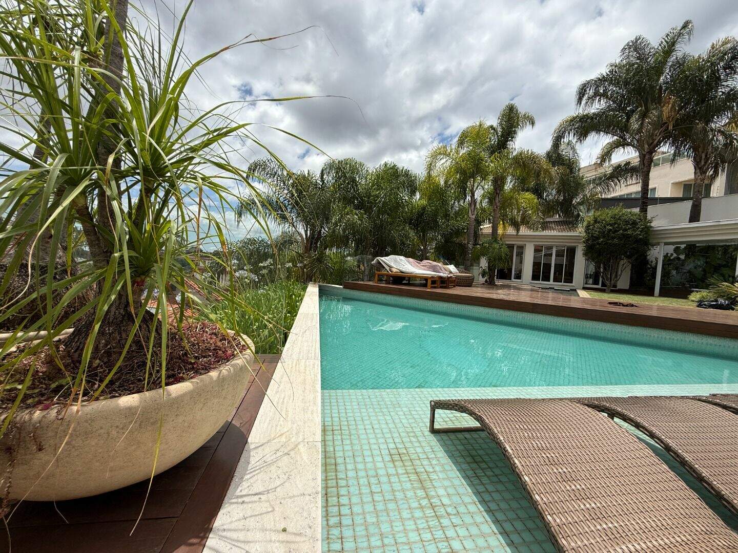 Casa à venda no Belvedere: 