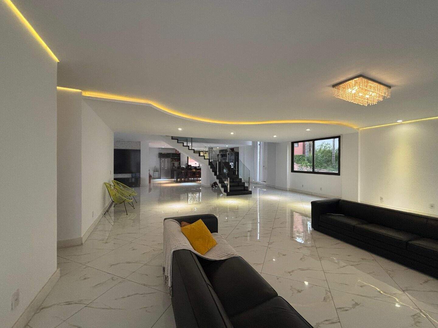 Casa à venda no Alphaville - Lagoa dos Ingleses: 