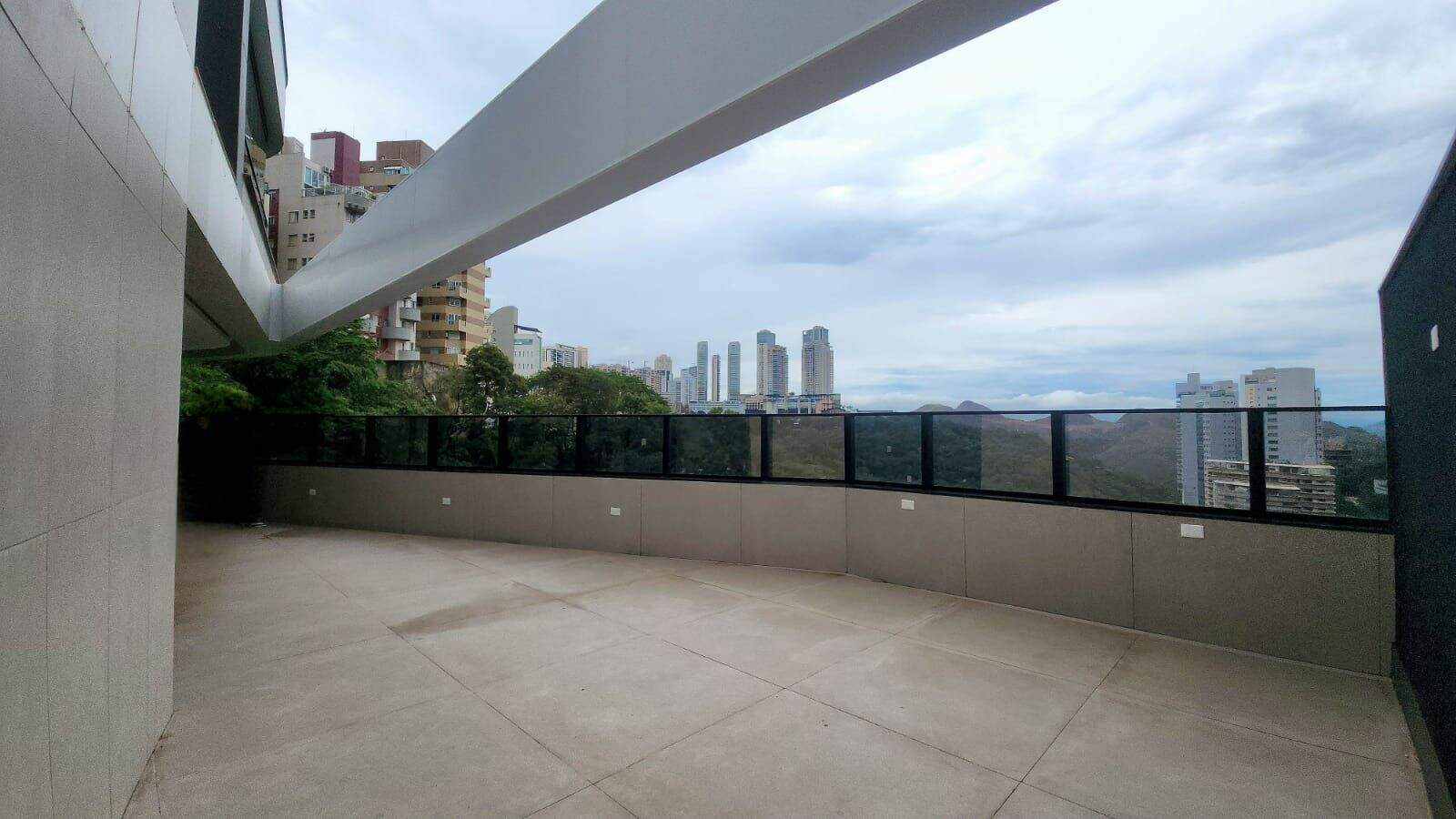 Apartamento à venda no Vale do Sereno: 