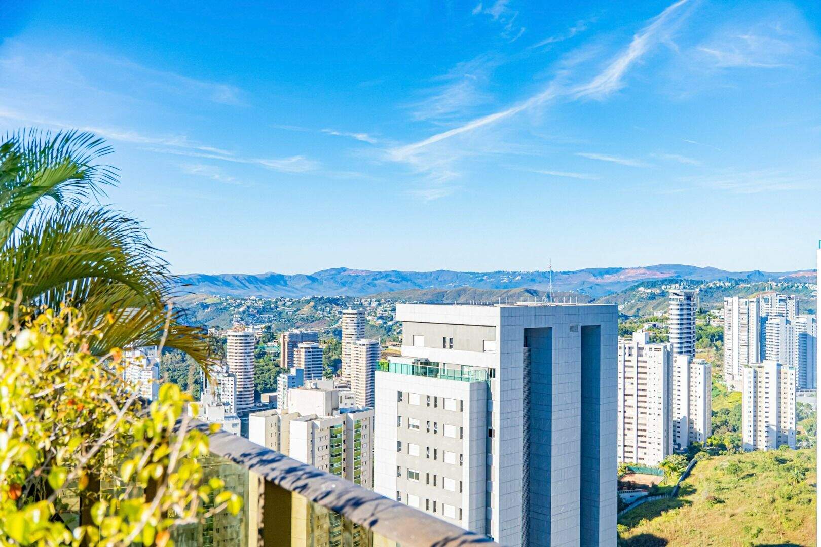 Cobertura à venda no Vila da Serra: 