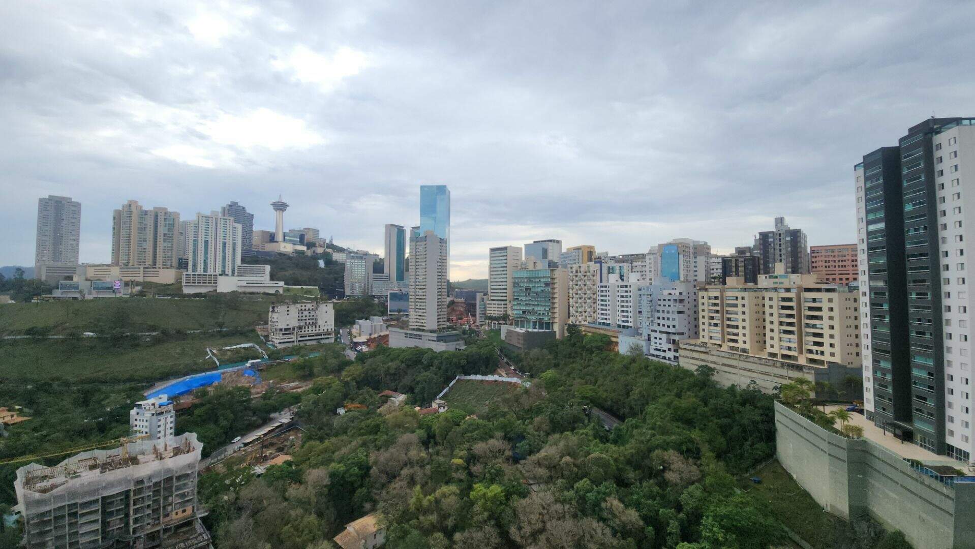 Apartamento Duplex à venda no Vale do Sereno: 