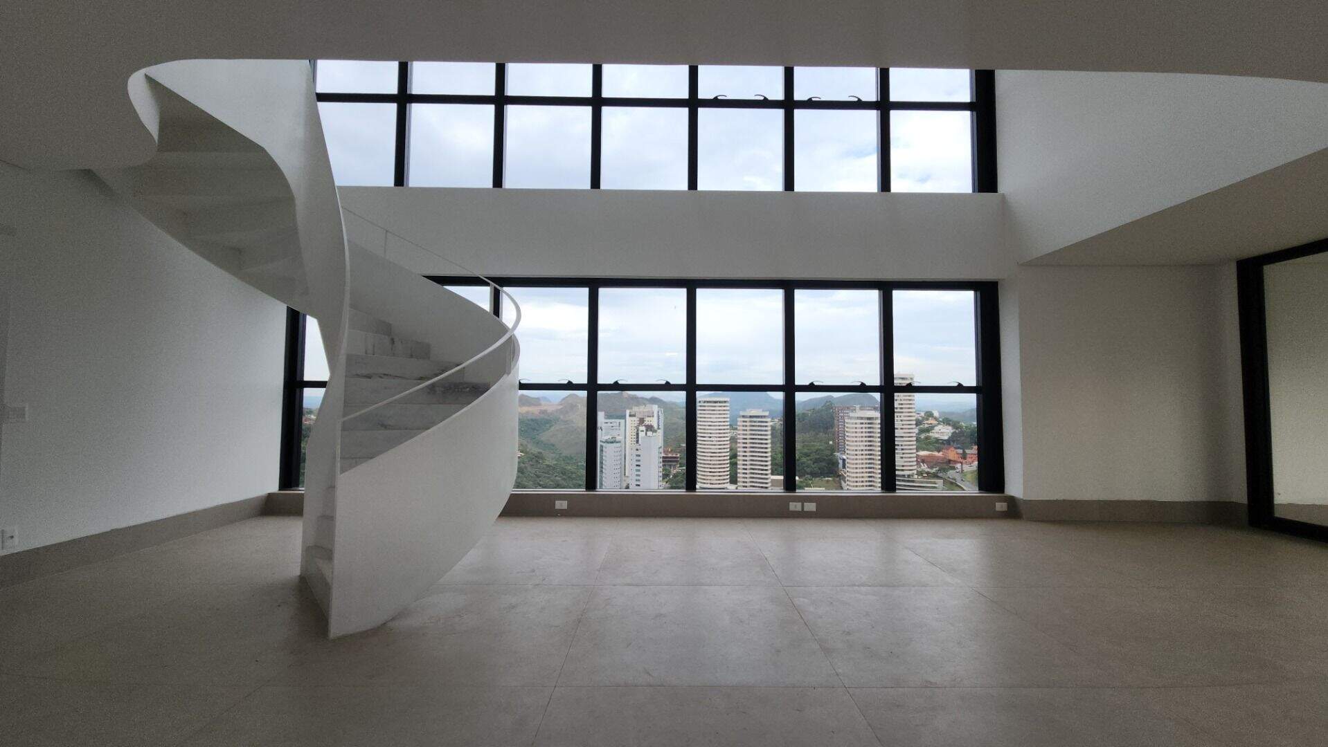 Apartamento Duplex à venda no Vale do Sereno: 