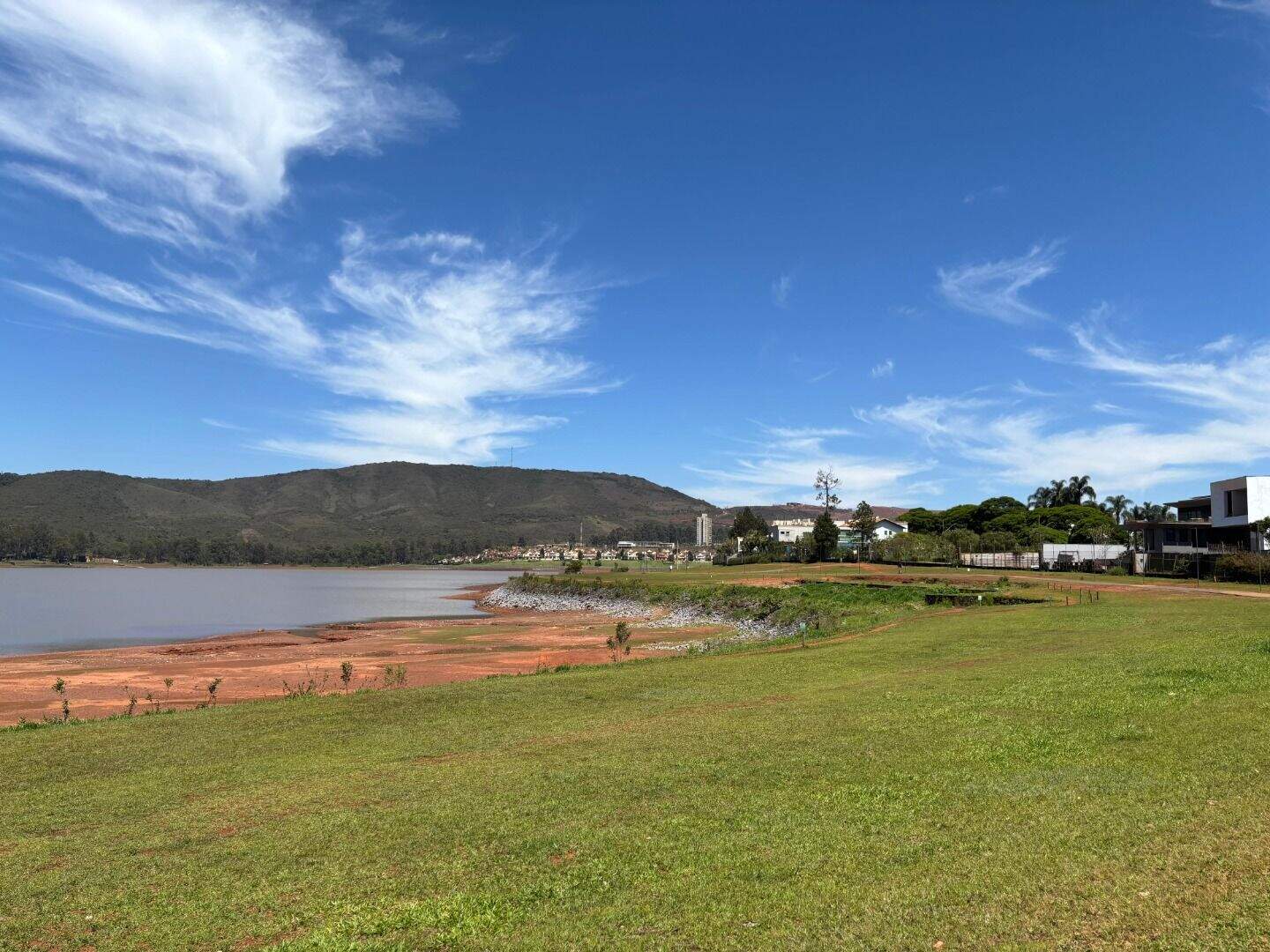Terreno à venda no Alphaville - Lagoa dos Ingleses: 