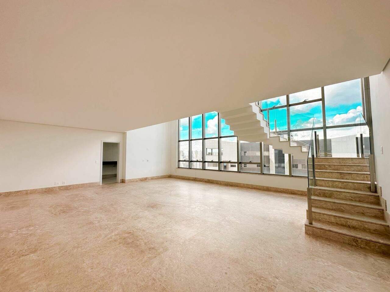 Cobertura à venda no Vale do Sereno: 