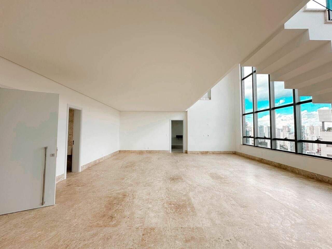 Cobertura à venda no Vale do Sereno: 