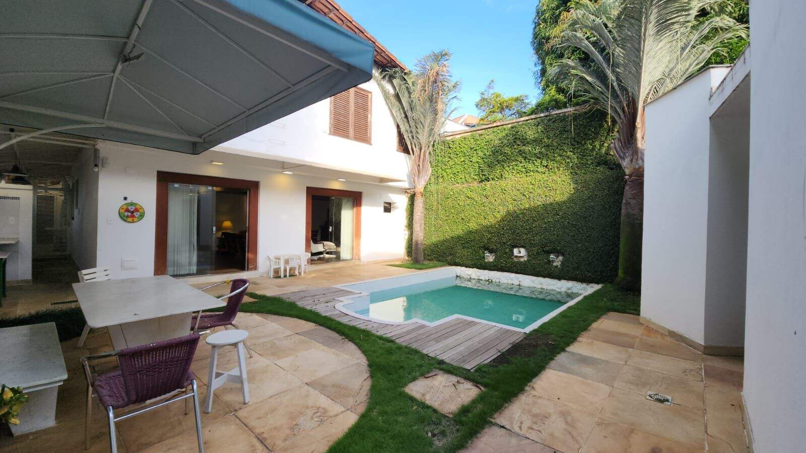 Casa à venda no Serra: 