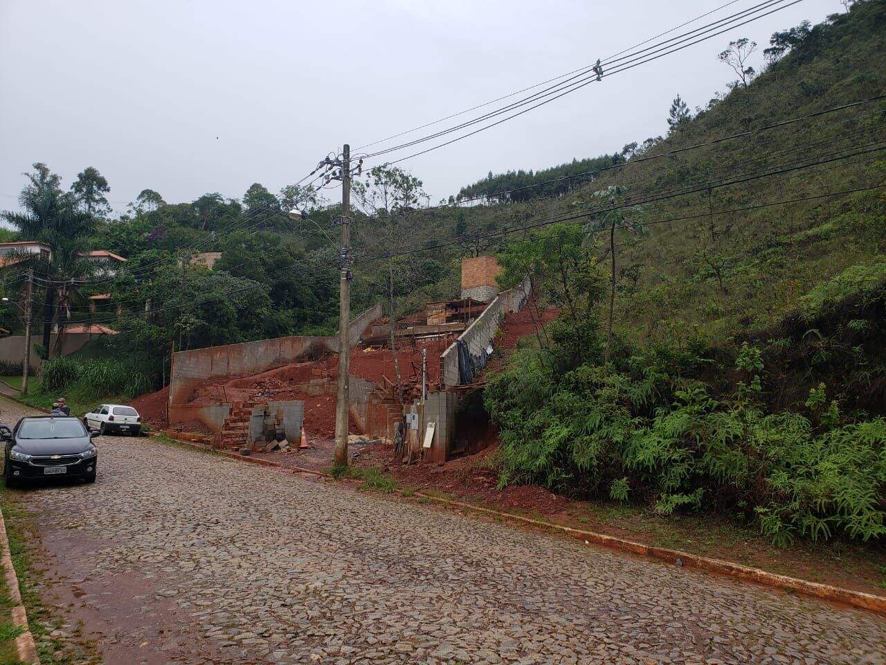 Terreno à venda no Vile de Montagne: 