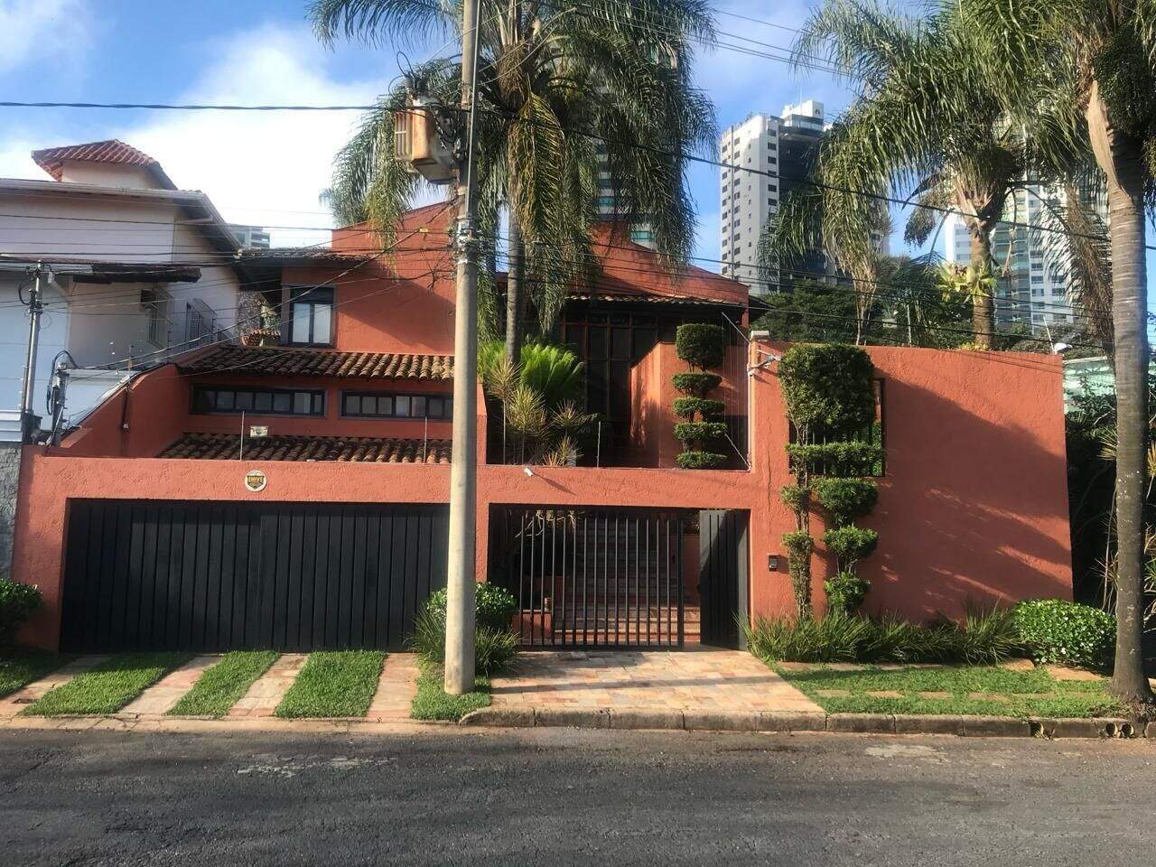 Casa à venda no Belvedere: 