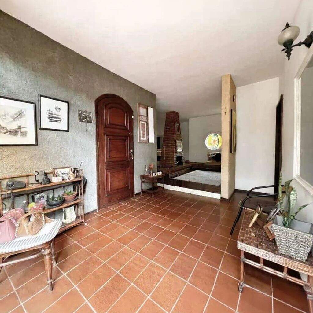 Casa à venda no Belvedere: 