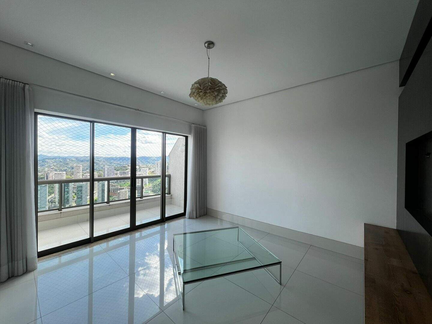 Cobertura à venda no Vila da Serra: 