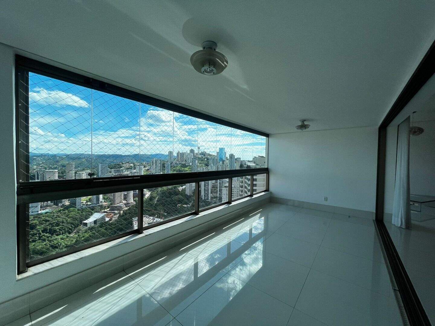 Cobertura à venda no Vila da Serra: 