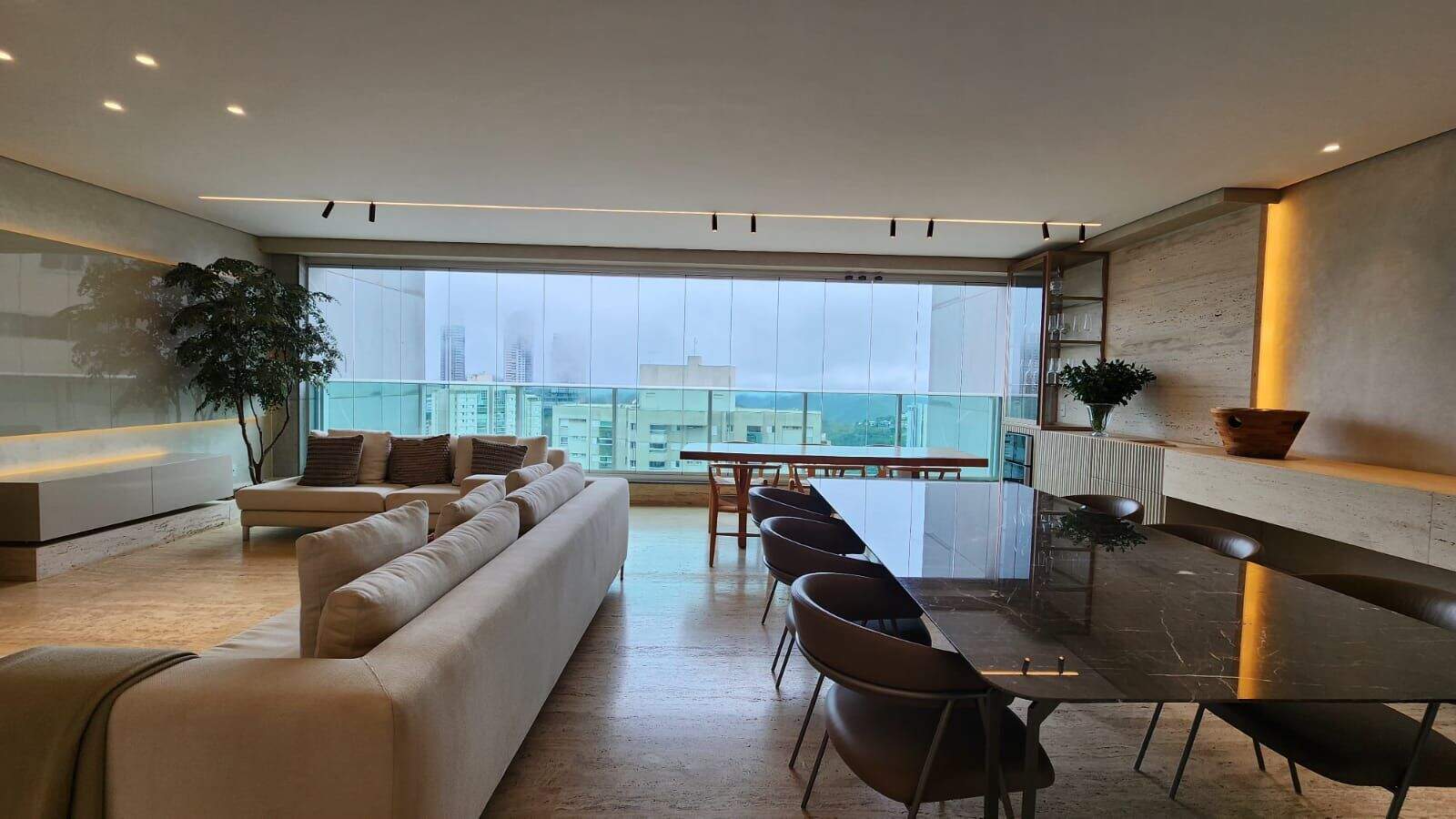 Apartamento à venda no Vila da Serra: 