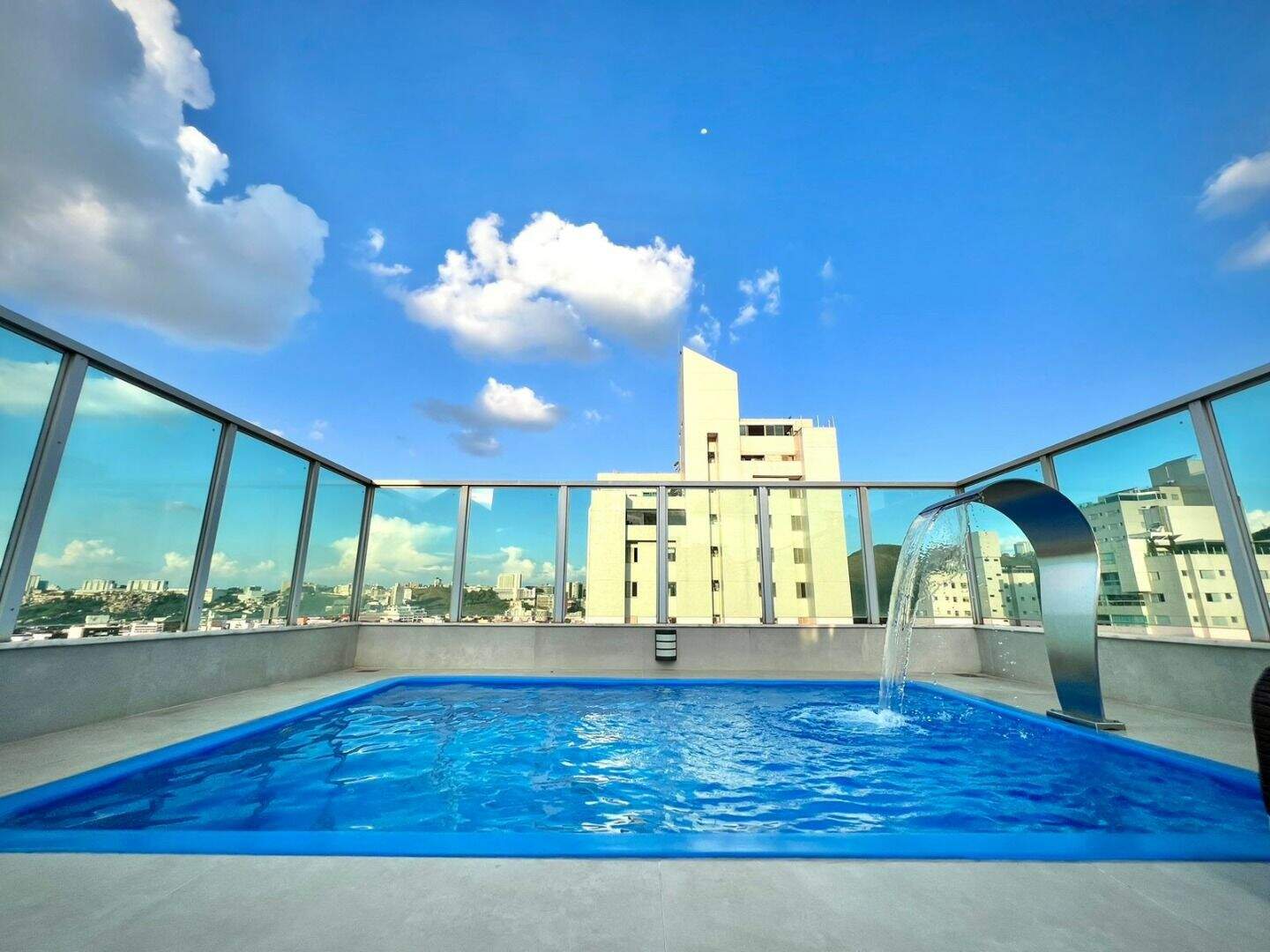 Cobertura à venda no Buritis: 